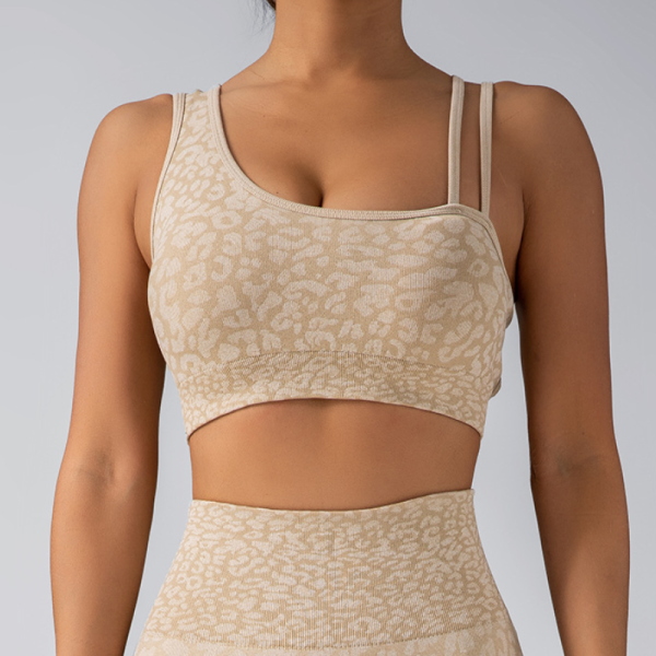 Leopard Print Seamless Knit Yoga Set-3